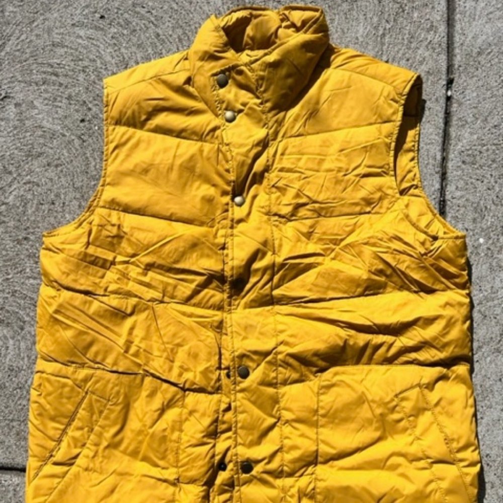 Yellow Lands End down vest, perfect condition